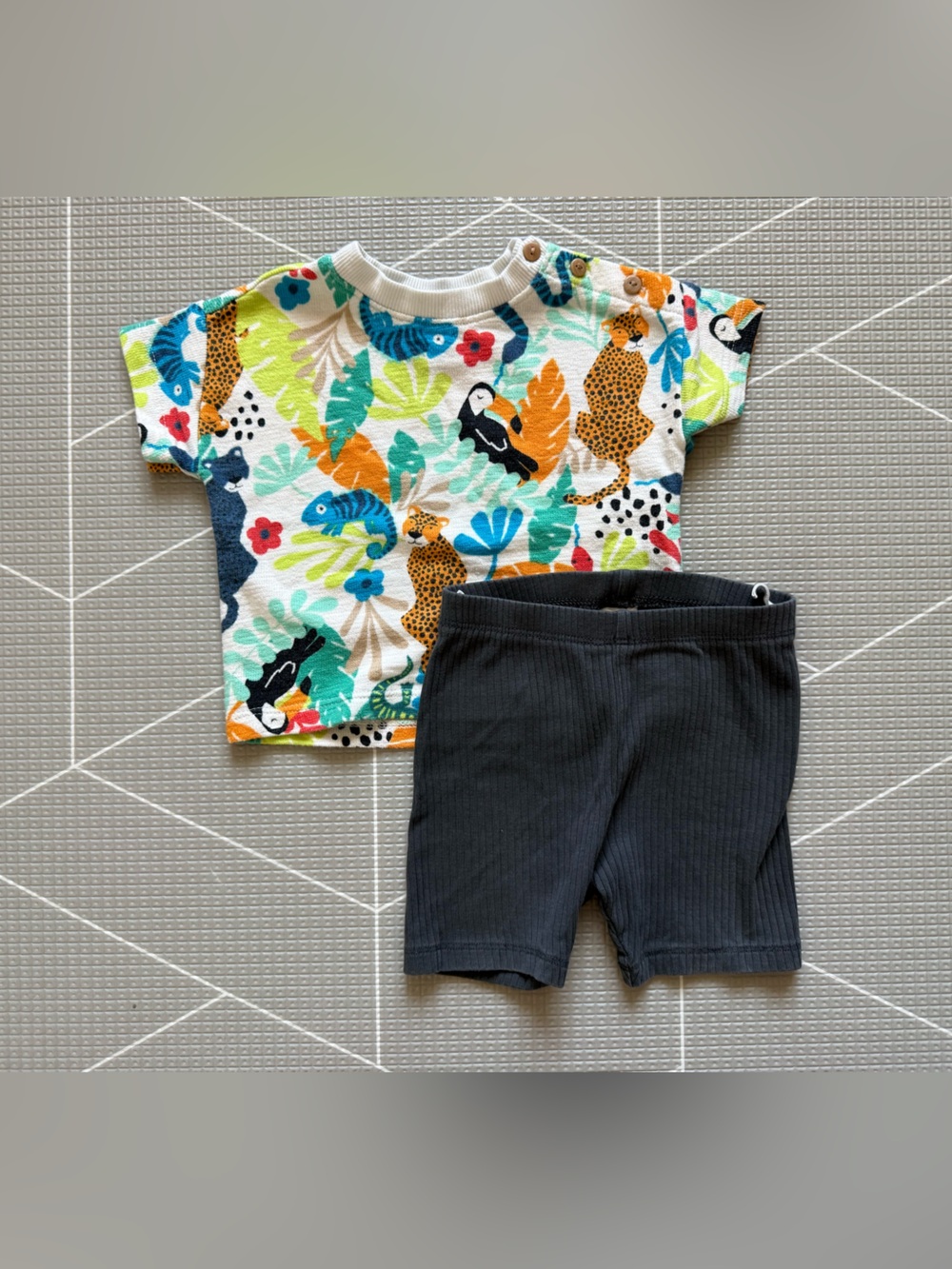 Old Navy|Baby gender neutral Tropical Animal Print Tee & gray Ribbed biker short